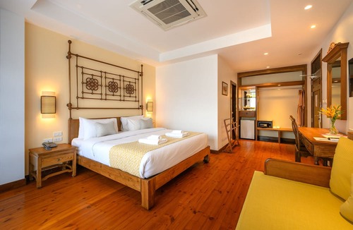 Old Phuket Town Hotel | Woo Gallery and Boutique Hotel
