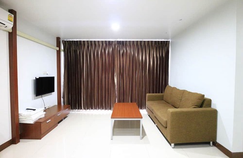 Samut Sakhon Hotel | You House Residence