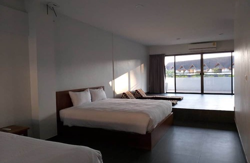 Chang Phueak Villa | Sila Pool Villa