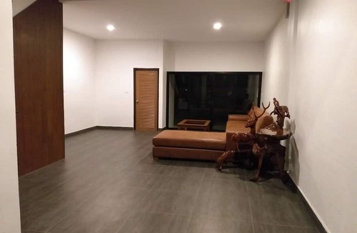 Chang Phueak Villa | Sila Pool Villa