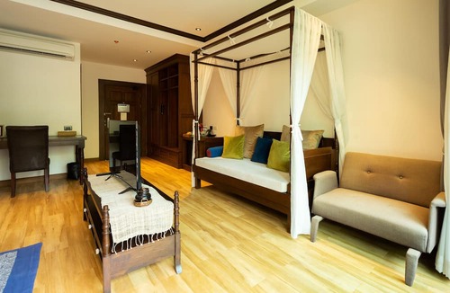 Old City Hotel | Phor Liang Meun Terracotta Arts Hotel