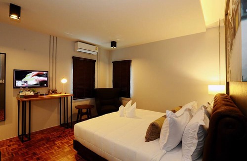 Trat Hotel | Canvas Family Home