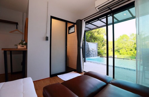 Trat Hotel | Canvas Family Home