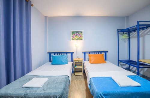 Khu Khot Hotel | The Blue Place Don Muang