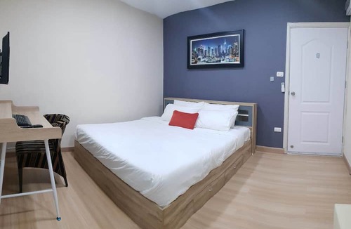 Mueang Samut Prakan District Hostel | BC House and Hostel