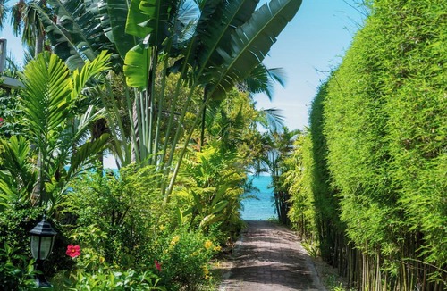 Bang Po House | Private Pool Duplex in Villa Resort, a short walk to beautiful Bang Por Beach