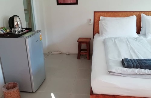 Khua Mung Hotel | Longan Tree