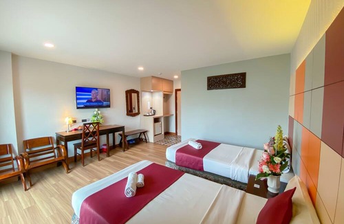 Noen Phra Hotel | East Inn 15 Rayong