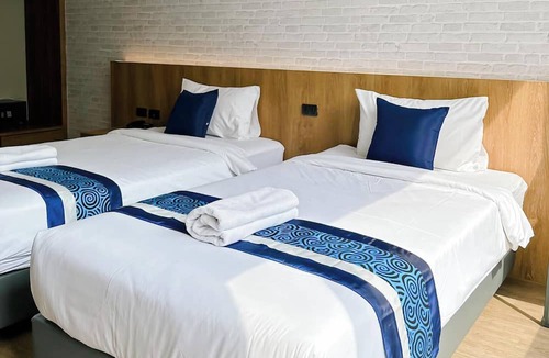 Phlabphla Hotel | B Stay Hotel