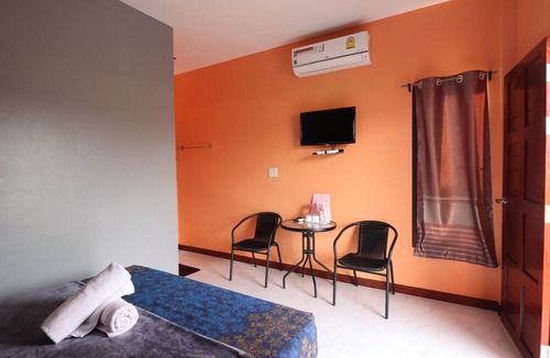 Thung Khwai Kin Hotel | Banphu Resort