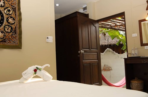 Ko Lanta Hotel | Lanta Castaway Beach Resort