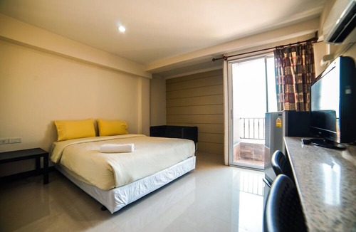 Tha Thaewawong Hotel | Sea Land View