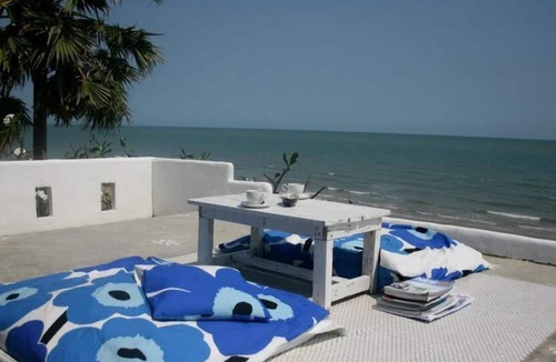 Pak Nam Pran Hotel | Hua Plee Lazy Beach