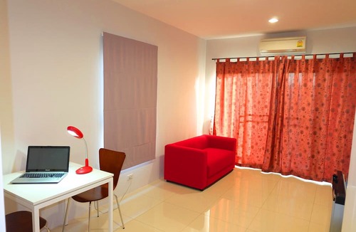 Sam Phran Hotel | The Pride