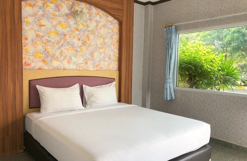 Kamphaeng Phet Hotel | Soda Resort