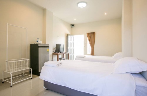 Phetchaburi Hotel | J-House Phetchaburi