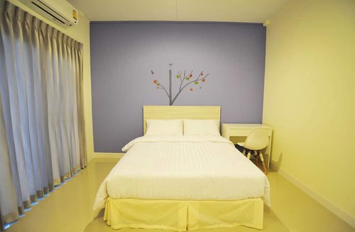 Hua Mak Hotel | The Garden Living