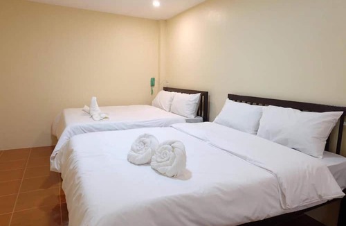 Khlung Hotel | Am Amoonds Hotel