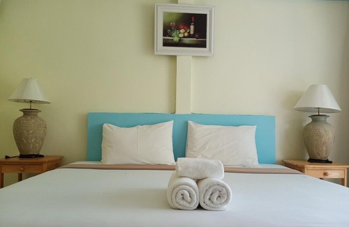 Ko Mook Hotel | Village Garden Bungalows Kho Mook
