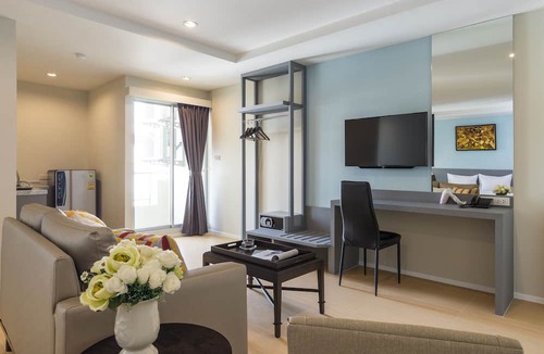 Hua Mak Hotel | Zircon Hotel