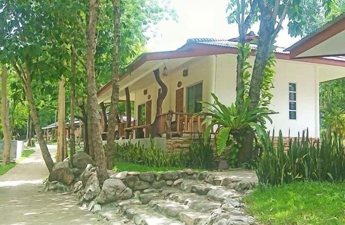 Suan Phueng Hotel | Lundaresort & Orchid