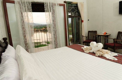 Hot House | Phu-Anna Eco House