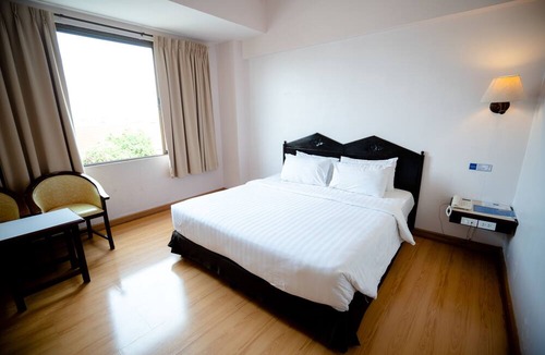 Nai Wiang Hotel | Phrae Nakara Hotel