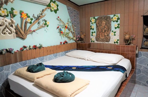 Tha Sao Hotel | Ruenrimkwai Resort