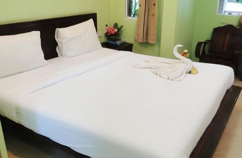 Ron Phibun Hotel | Baan Suan Chong Khao Resort