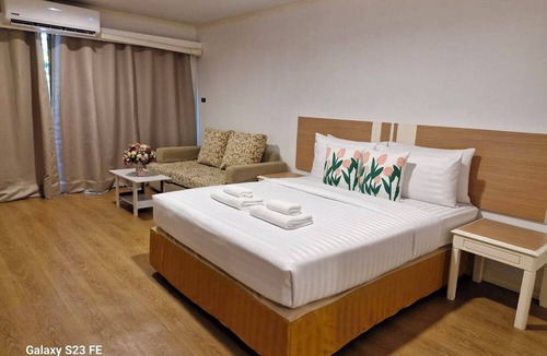 Phlabphla Hotel | Town In Town Garden Resort