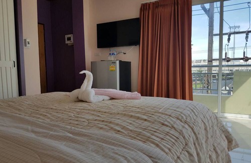 Trang Hotel | V-House Hotel