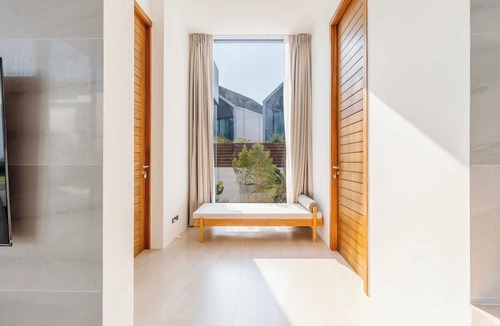 Choeng Thale Villa | New Prime Location Near Boat Avenue V306
