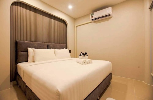 Pak Nam Hotel | Miami Seaview