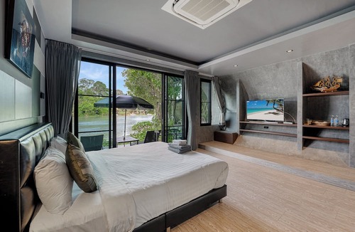 Hua Thanon Resort | Samui Fishing Club & Resort