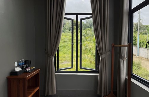 Daem Thkov Hotel | Alicia resort