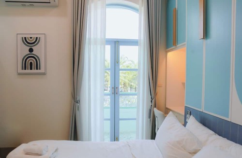 Khlong Thom Hotel | Dinnano
