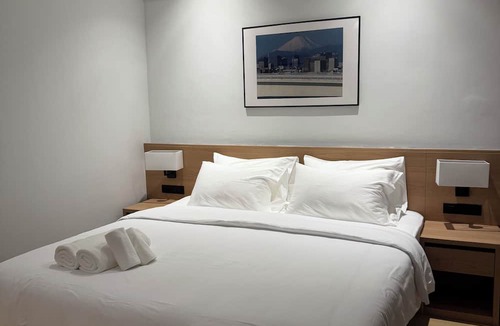 Khlong Kra Saeng Hotel | 611 Hotel