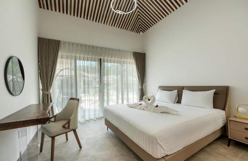 Moo 5 Hotel | SHI Phangan Villas