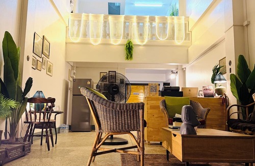 Nai Muang Hostel | Hee Pee hostel