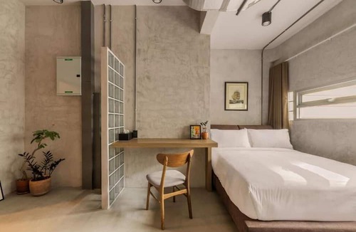 Ekkamai Hostel | The District Ekkamai