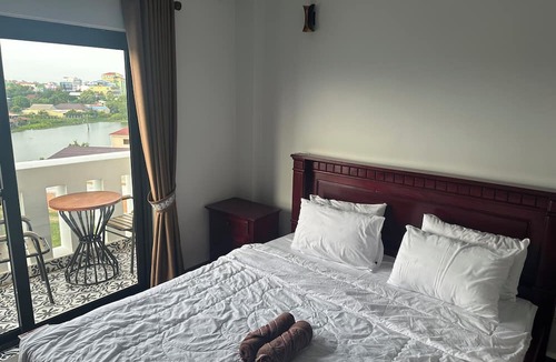 Kampot Hotel | Ranisa