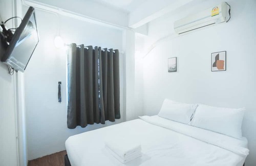 Chang Phueak Hotel | Sleep Pop CMU Chiang Mai