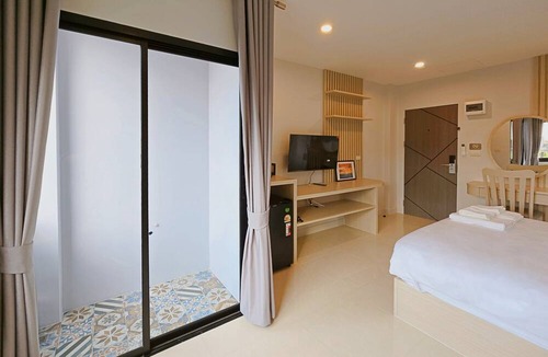 Bang Bua Thong Hotel | Maraya Residence