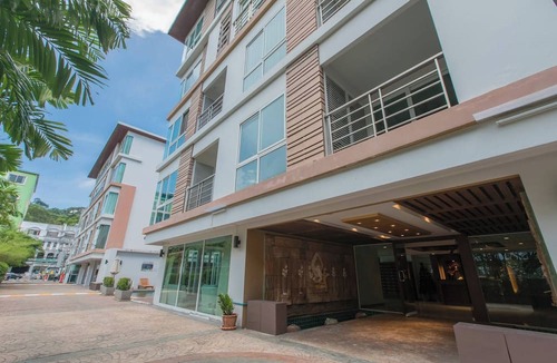 Patong Apartment | 6-36 - 3 Bdr Modern Penthouse with shared Pool