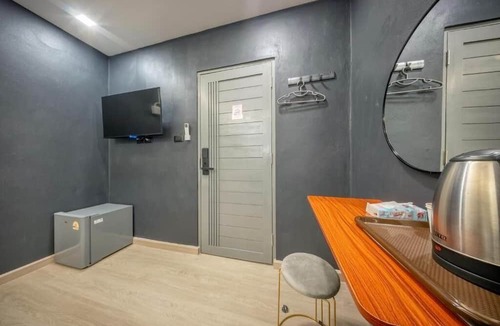 Don Muang Hotel | Space Station Hostel
