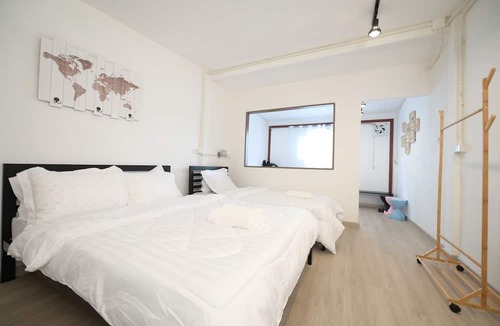 Maha Phruttharam Hotel | La Or Heritage Suites MRT Hua Lamphong