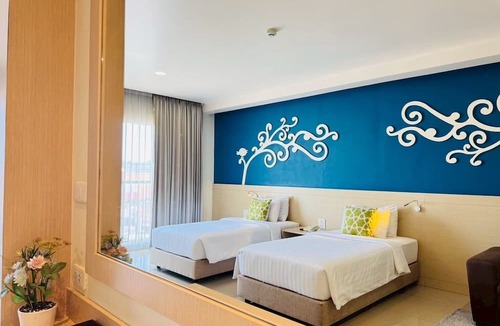 Krathum Baen Hotel | Aspira Petchkasem