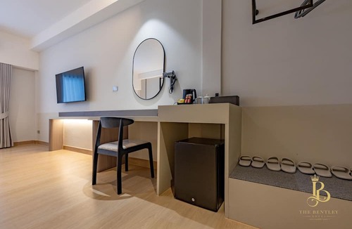 Thanon Phaya Thai Hotel | The Bentley Hotel Pratunam
