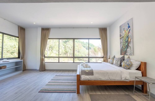 Wichit Villa | Villa with Jacuzzi &Stunning Seaview V30