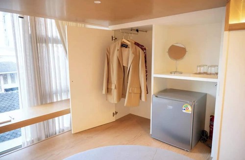 Bang Rak Hostel | Vaeh Viean Silom